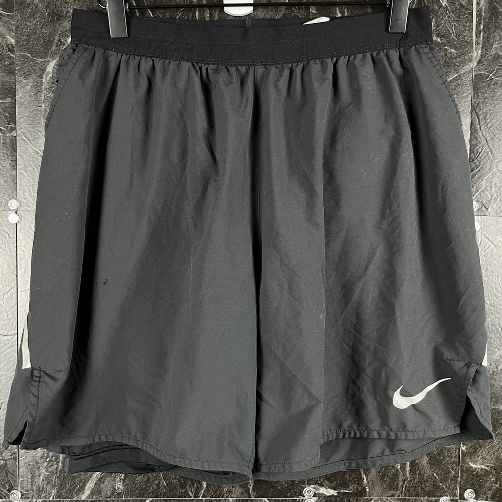 Nike Men's Black Dri Fit Running Shorts Medium -Flaws